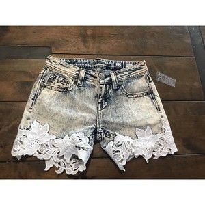 NWT Miss Me Girls Shorts, Size 12, Mid-Rise, 26W x 3L, Stone Wash, Lace on Hems